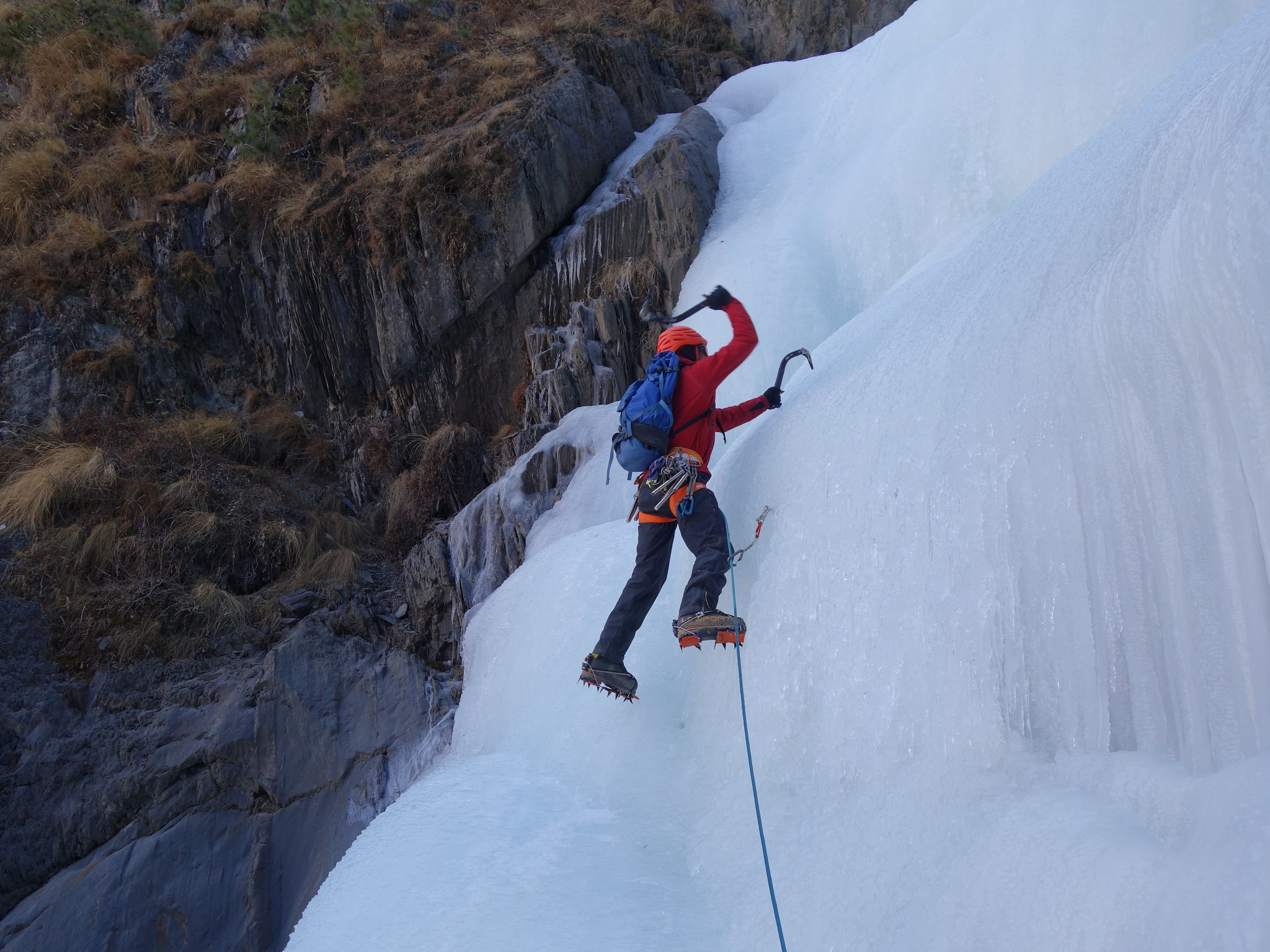 Ice_Climbing